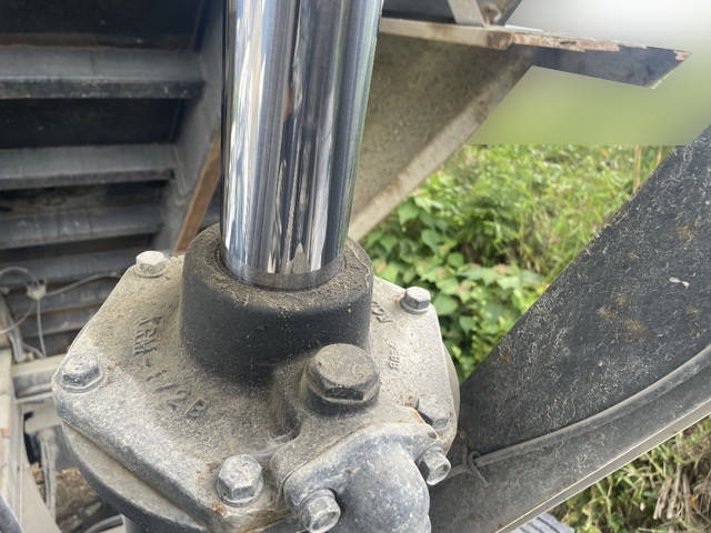 日野プロフィアダンプ大型（10t）[写真11]