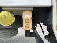 トヨタトヨエースアルミバン小型（2t・3t）[写真19]