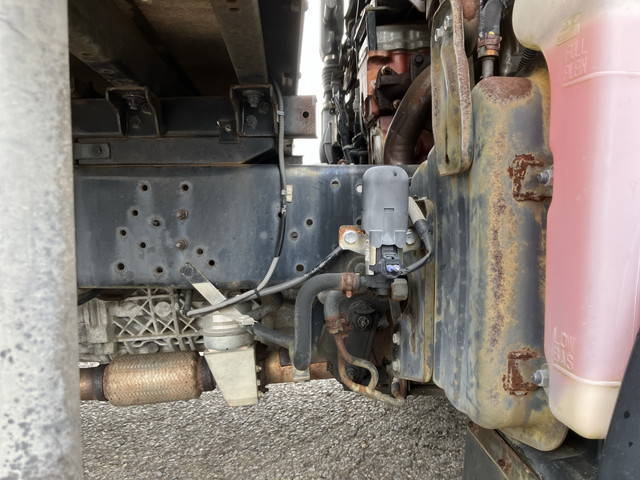 トヨタトヨエースアルミバン小型（2t・3t）[写真26]