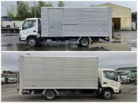 トヨタトヨエースアルミバン小型（2t・3t）[写真06]