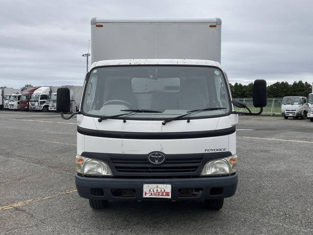 トヨタトヨエースアルミバン小型（2t・3t）[写真06]