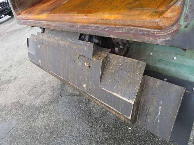 日野デュトロパッカー車（塵芥車）小型（2t・3t）[写真16]