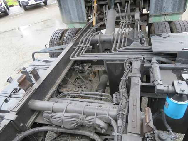 日野デュトロパッカー車（塵芥車）小型（2t・3t）[写真18]