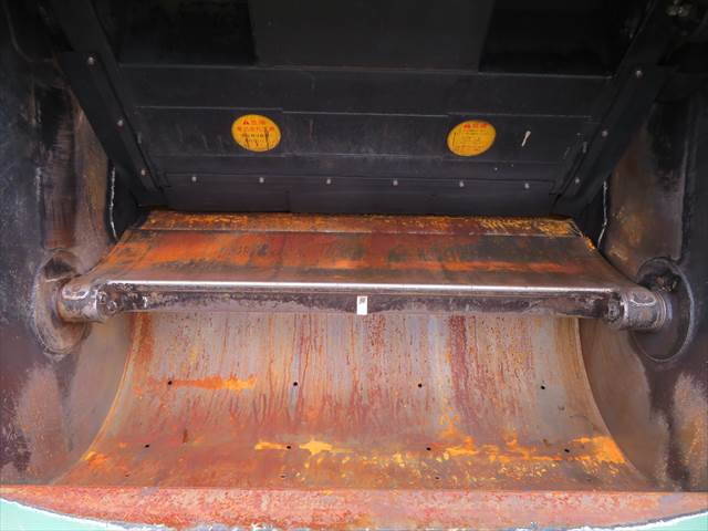 日野デュトロパッカー車（塵芥車）小型（2t・3t）[写真23]