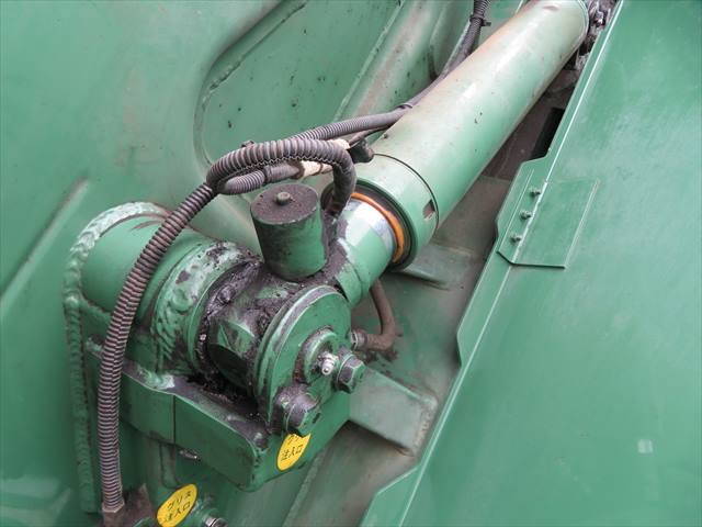 日野デュトロパッカー車（塵芥車）小型（2t・3t）[写真25]