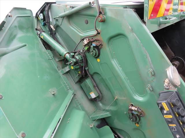 日野デュトロパッカー車（塵芥車）小型（2t・3t）[写真27]