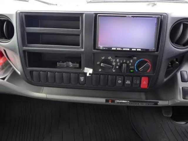 トヨタダイナクレーン3段小型（2t・3t）[写真34]