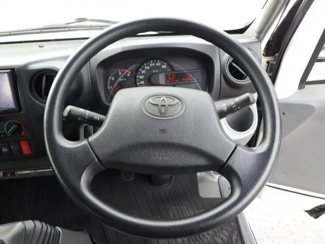 トヨタダイナクレーン3段小型（2t・3t）[写真36]