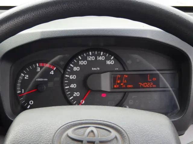 トヨタダイナクレーン3段小型（2t・3t）[写真37]