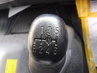 いすゞフォワードアルミウイング中型（4t）[写真17]