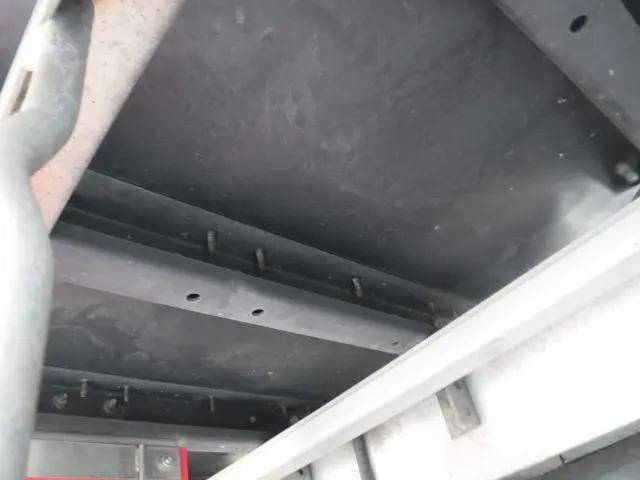 いすゞフォワードアルミウイング中型（4t）[写真17]