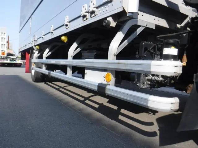 いすゞフォワードアルミウイング中型（4t）[写真20]