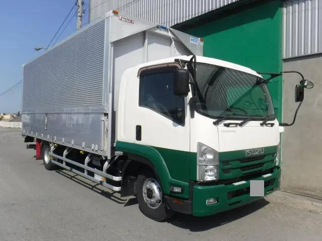 いすゞフォワードアルミウイング中型（4t）[写真03]