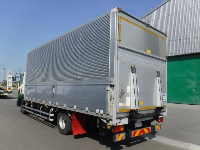 いすゞフォワードアルミウイング中型（4t）[写真04]