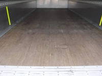 いすゞフォワードアルミウイング中型（4t）[写真10]