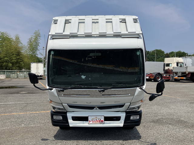 三菱ふそうキャンター平ボディ小型（2t・3t）[写真10]