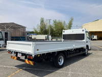 三菱ふそうキャンター平ボディ小型（2t・3t）[写真02]