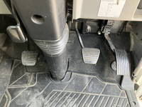 三菱ふそうキャンター平ボディ小型（2t・3t）[写真32]