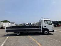 三菱ふそうキャンター平ボディ小型（2t・3t）[写真08]