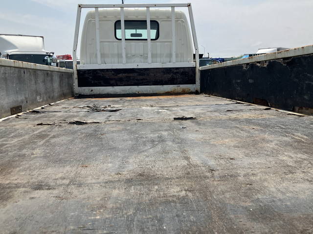 日野デュトロ平ボディ小型（2t・3t）[写真13]