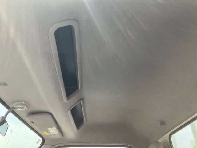 日野デュトロ平ボディ小型（2t・3t）[写真32]