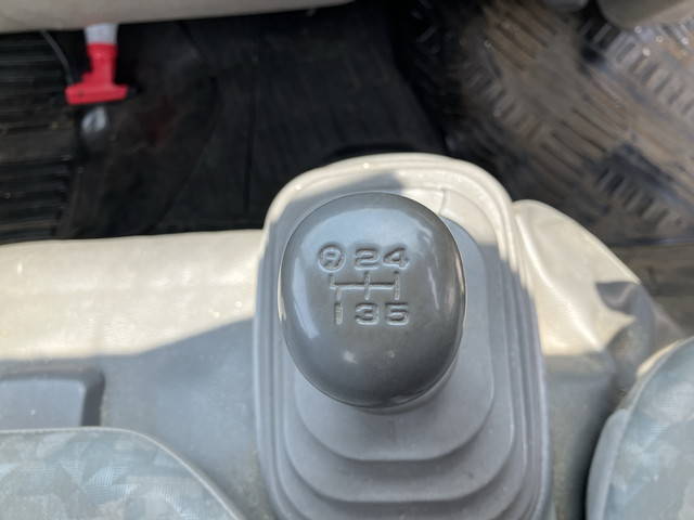 日野デュトロ平ボディ小型（2t・3t）[写真35]