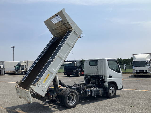 三菱ふそうキャンターダンプ小型（2t・3t）[写真02]