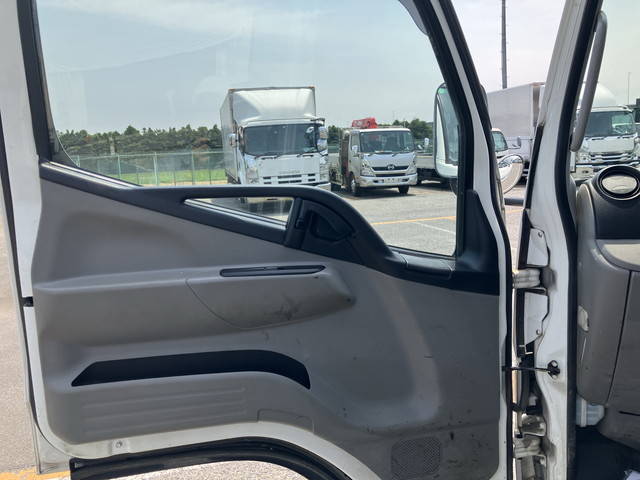 三菱ふそうキャンターダンプ小型（2t・3t）[写真28]