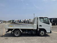 三菱ふそうキャンターダンプ小型（2t・3t）[写真08]