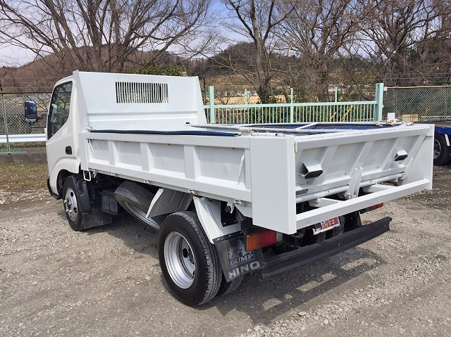 日野デュトロダンプ小型（2t・3t）[写真02]