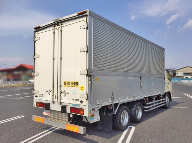 三菱ふそうファイターアルミウイング増トン（6t・8t）[写真02]