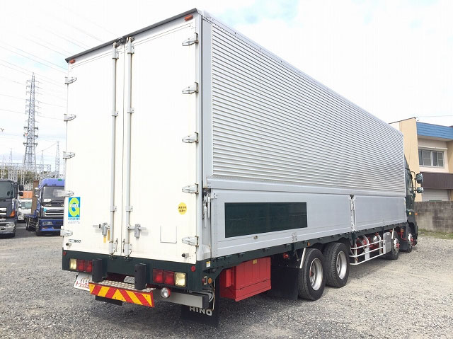 日野プロフィアアルミウイング大型（10t）[写真02]