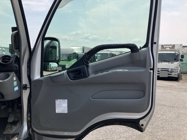 日野デュトロクレーン3段小型（2t・3t）[写真31]