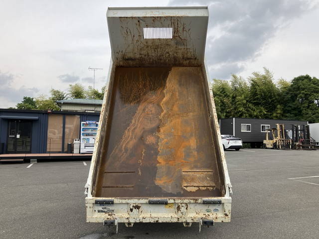 いすゞエルフダンプ小型（2t・3t）[写真13]