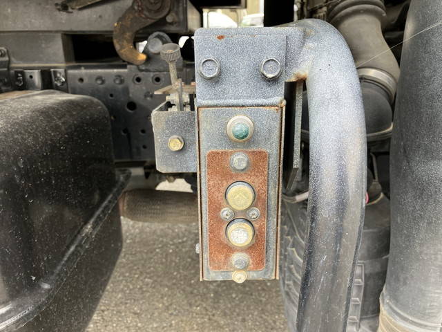 いすゞエルフダンプ小型（2t・3t）[写真19]