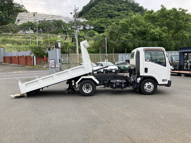 いすゞエルフダンプ小型（2t・3t）[写真08]