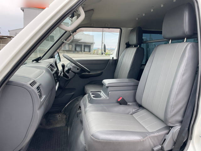 マツダボンゴオープントップバン小型（2t・3t）[写真10]