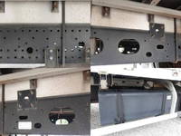 いすゞフォワードアルミウイング中型（4t）[写真14]