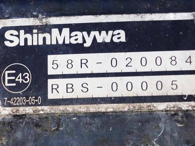 三菱ふそうスーパーグレートアルミウイング大型（10t）[写真11]