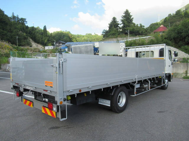 日野レンジャーアルミブロック中型（4t）[写真03]