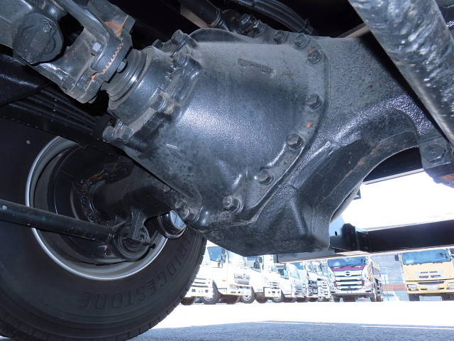 日野プロフィアダンプ大型（10t）[写真16]