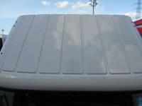 三菱ふそうキャンター平ボディ小型（2t・3t）[写真10]