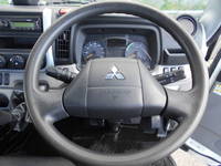 三菱ふそうキャンター平ボディ小型（2t・3t）[写真21]