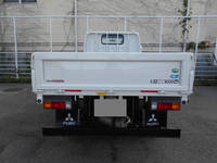 三菱ふそうキャンター平ボディ小型（2t・3t）[写真08]