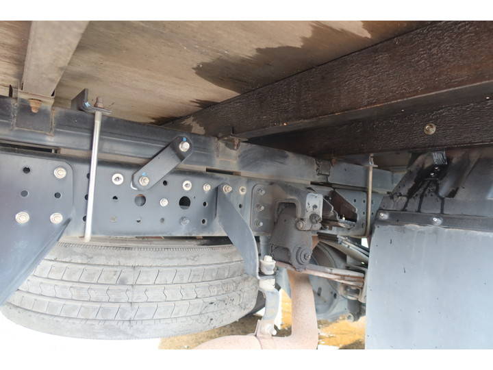 UDトラックスカゼットクレーン4段小型（2t・3t）[写真12]