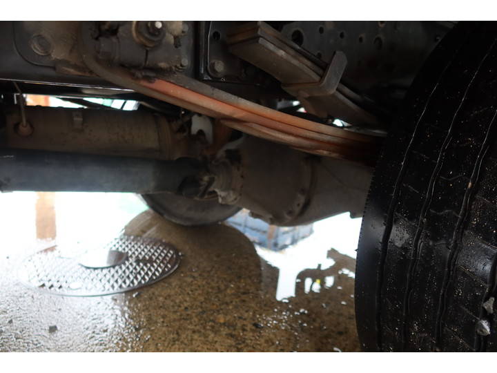 UDトラックスカゼットクレーン4段小型（2t・3t）[写真20]