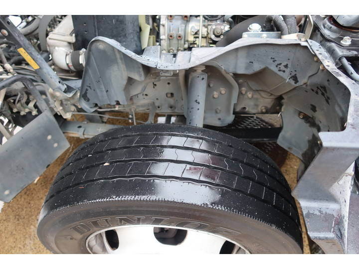 UDトラックスカゼットクレーン4段小型（2t・3t）[写真24]