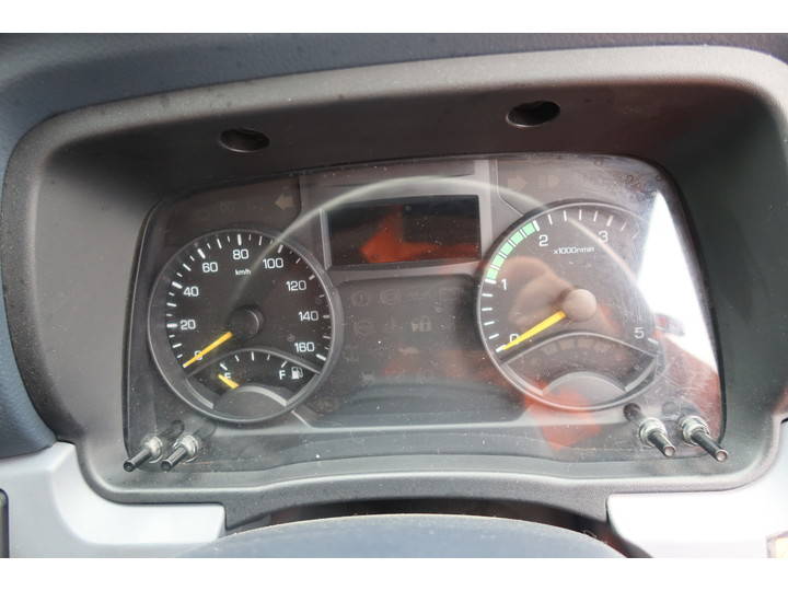 UDトラックスカゼットクレーン4段小型（2t・3t）[写真32]