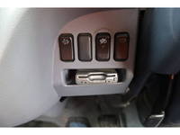 UDトラックスカゼットクレーン4段小型（2t・3t）[写真35]