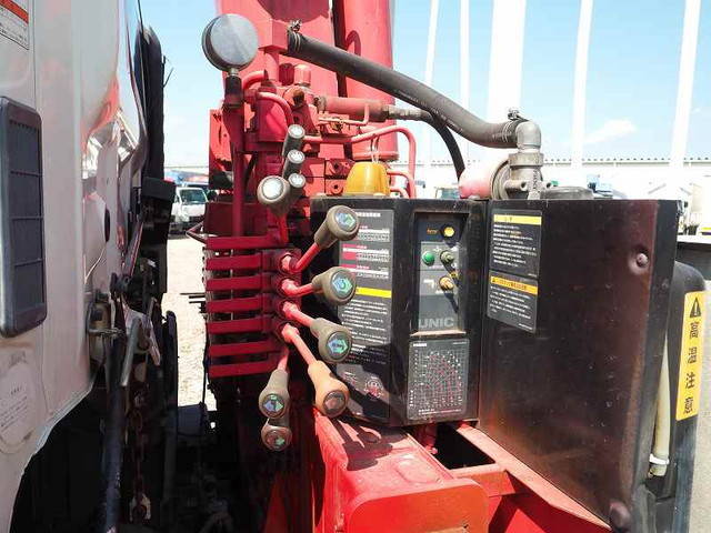 日野レンジャーセルフクレーン4段中型（4t）[写真13]